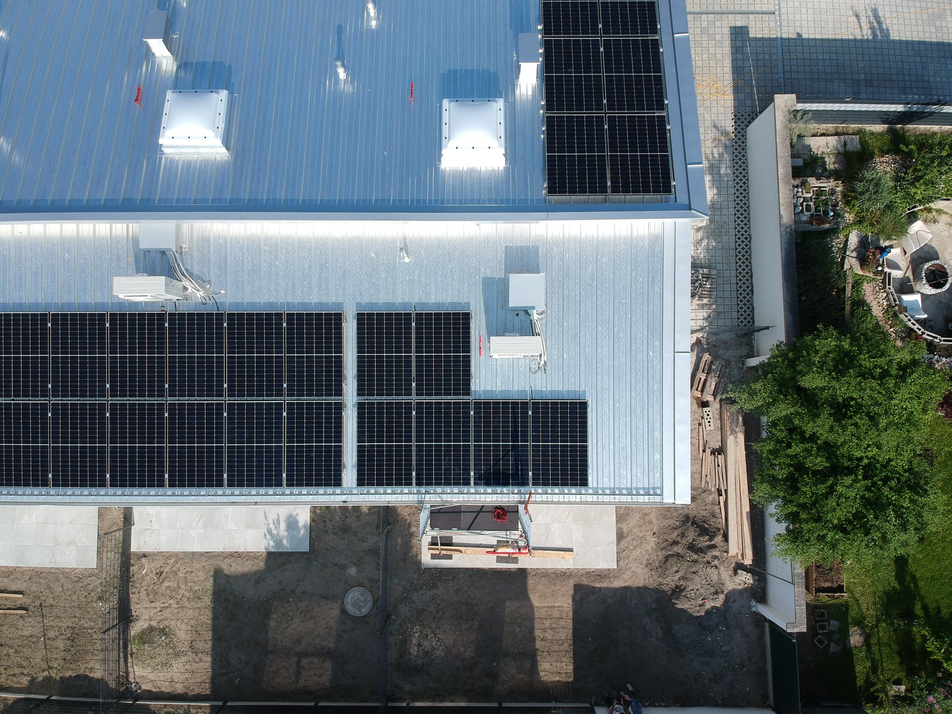 Photovoltaik Komplettpaket auf Glorit Häusern